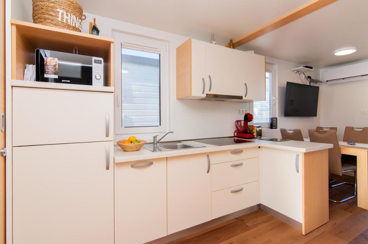 Apartamento Eldamar Floating House Portoroz Exterior foto
